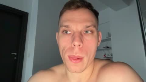 Snapshot of alexfit96 chatting on January 19, 2026, 2:43 pm alexfit96 online show from January 19, 2026, 2:43 pm