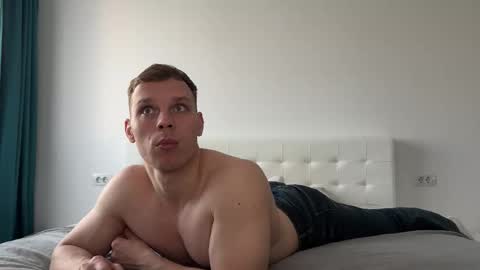 Snapshot of alexfit96 chatting on February 1, 2026, 2:04 pm alexfit96 online show from February 1, 2026, 2:04 pm