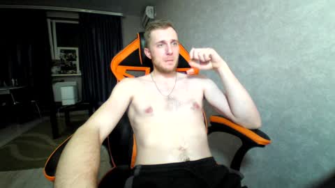 Snapshot of alexfox2018 chatting on December 17, 2024, 9:27 pm Alex online show from December 17, 2024, 9:27 pm