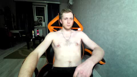 Snapshot of alexfox2018 chatting on January 19, 2025, 10:28 pm Alex online show from January 19, 2025, 10:28 pm