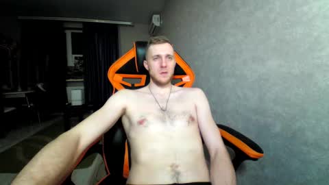 Snapshot of alexfox2018 chatting on February 22, 2025, 10:52 pm Alex online show from February 22, 2025, 10:52 pm