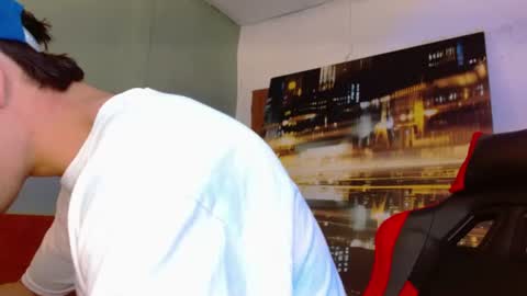 alexgiraldo__ online show from July 7, 2026, 12:02 am