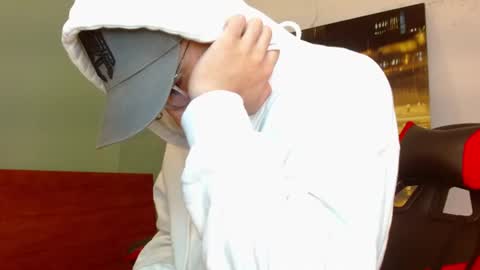 alexgiraldo__ online show from July 12, 2026, 12:29 pm