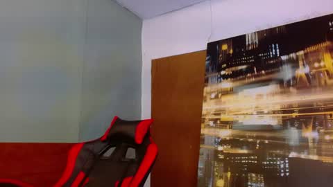 alexgiraldo__ online show from July 13, 2026, 10:29 am