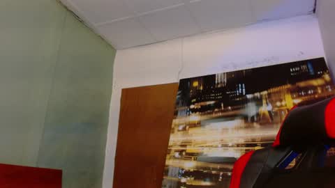 alexgiraldo__ online show from July 15, 2026, 6:35 pm