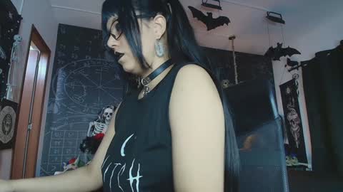 Snapshot of alexhoe_ chatting on February 20, 2026, 7:03 pm Alex online show from February 20, 2026, 7:03 pm