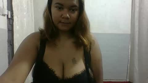Snapshot of alexia927 chatting on October 18, 2025, 10:27 am alexia927 online show from October 18, 2025, 10:27 am