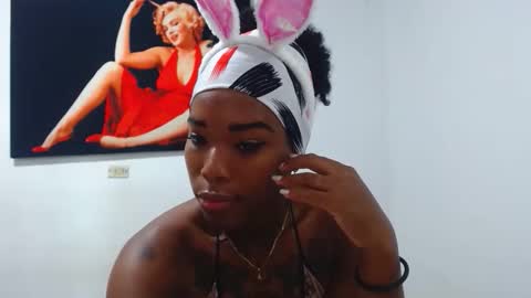 Snapshot of alexia_sinclaire24 chatting on November 1, 2025, 12:56 am alexia_sinclaire24 online show from November 1, 2025, 12:56 am