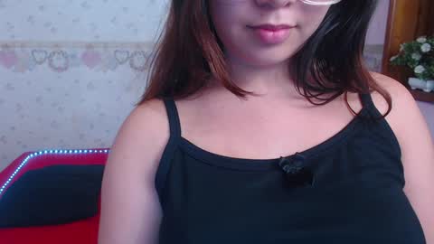 Alexia online show from January 2, 2025, 6:12 pm