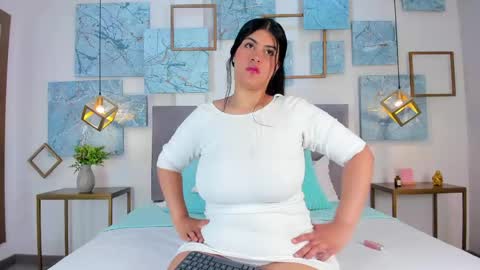 ALEXIA  online show from May 7, 2026, 1:16 pm