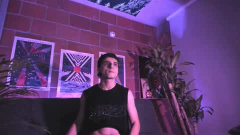 Alexi Jacobs online show from October 8, 2025, 1:14 am