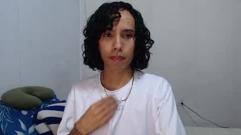 Snapshot of alexis21_ chatting on February 23, 2026, 11:07 am Alexis online show from February 23, 2026, 11:07 am