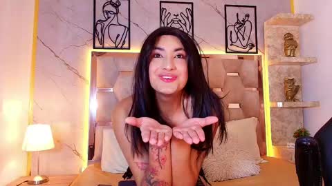 Alexis Castillo  online show from May 5, 2026, 2:19 am