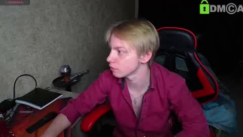 Alexis online show from October 19, 2025, 7:25 pm