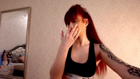 Snapshot of alexis_smit chatting on December 17, 2024, 6:42 pm Alexis online show from December 17, 2024, 6:42 pm