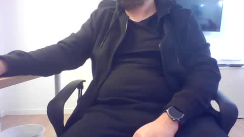 Slave Alex online show from December 18, 2025, 7:36 am