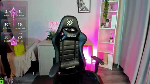 Alexis   Mon Tue Wed Thu Fri 7 GMT 0100am-0700am  online show from November 12, 2025, 4:29 pm