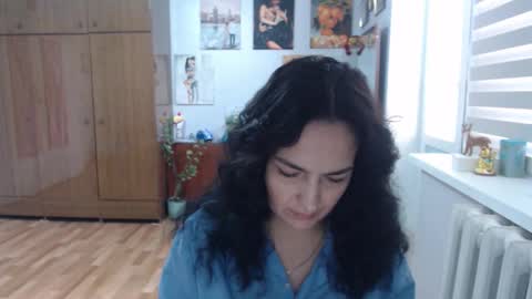 Snapshot of alexismillers chatting on October 2, 2025, 8:43 am AlexisMillers online show from October 2, 2025, 8:43 am