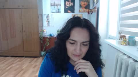 Snapshot of alexismillers chatting on October 3, 2025, 9:06 am AlexisMillers online show from October 3, 2025, 9:06 am