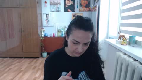 AlexisMillers online show from May 14, 2026, 10:44 am