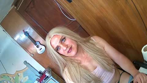 alexiss699 online show from December 16, 2024, 8:05 pm