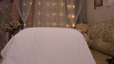 Snapshot of alexissadele chatting on December 11, 2024, 1:15 am Amely online show from December 11, 2024, 1:15 am