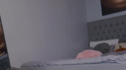 Snapshot of alexiswhiteee chatting on November 16, 2025, 8:20 am Alexis online show from November 16, 2025, 8:20 am