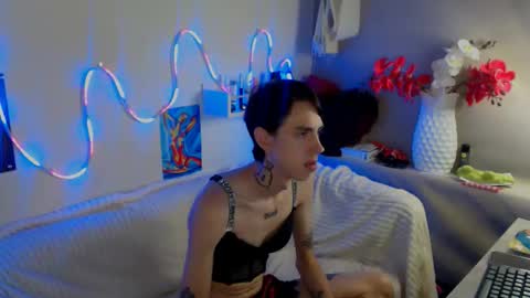 alexnaughty14 online show from October 24, 2025, 9:17 am