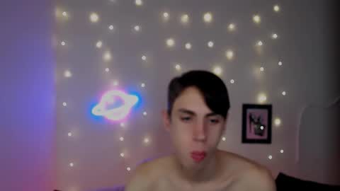 alexnaughty14 online show from December 21, 2025, 10:33 am