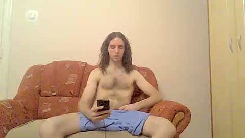 Snapshot of alexsergiu chatting on October 18, 2025, 11:05 pm alexsergiu online show from October 18, 2025, 11:05 pm