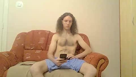 Snapshot of alexsergiu chatting on November 5, 2025, 12:32 am alexsergiu online show from November 5, 2025, 12:32 am