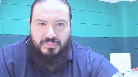 Snapshot of alextambet chatting on March 10, 2026, 3:28 pm alextambet online show from March 10, 2026, 3:28 pm