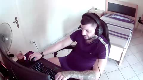 Snapshot of alexthepro00 chatting on June 22, 2026, 11:51 am alexthepro00 online show from June 22, 2026, 11:51 am
