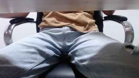 Snapshot of alextwunkk chatting on March 9, 2025, 8:51 am Alex online show from March 9, 2025, 8:51 am