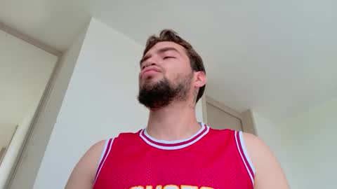 Snapshot of alextwunkk chatting on October 30, 2025, 8:09 pm Alex online show from October 30, 2025, 8:09 pm