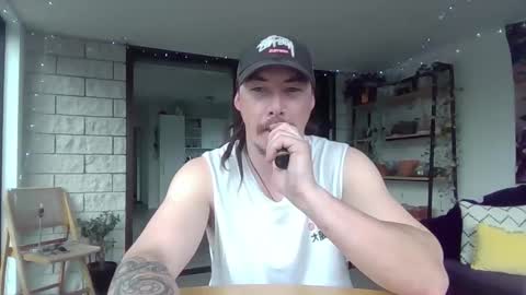 Alex online show from November 6, 2025, 3:51 am