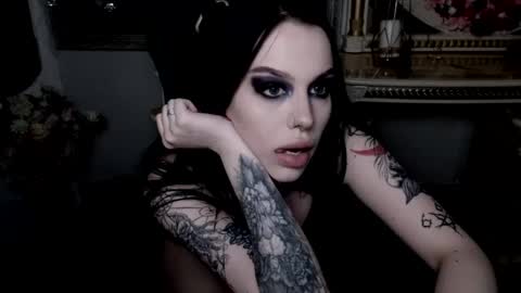 Snapshot of alexx_succubus chatting on February 24, 2025, 2:40 am Alexx Succubus online show from February 24, 2025, 2:40 am