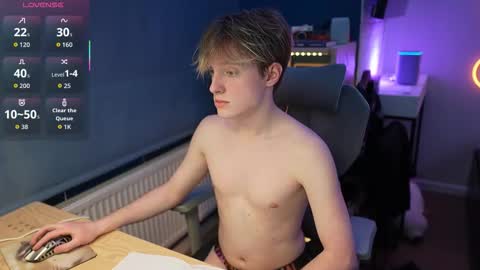 Snapshot of alexycutie chatting on February 8, 2026, 6:00 pm Alexycutie online show from February 8, 2026, 6:00 pm