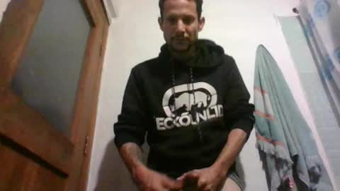 Snapshot of alexzuno1 chatting on October 12, 2025, 1:54 pm alexzuno1 online show from October 12, 2025, 1:54 pm