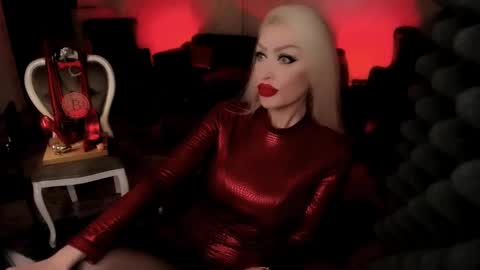 Snapshot of alfa_female chatting on January 3, 2025, 12:41 pm AlfaFemale online show from January 3, 2025, 12:41 pm