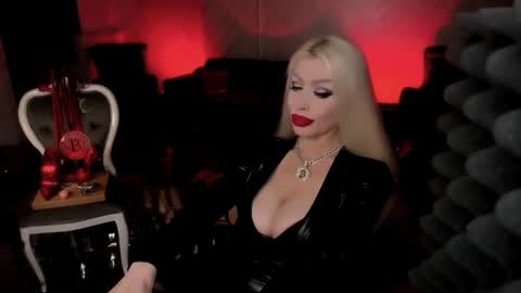 Snapshot of alfa_female chatting on January 26, 2025, 7:42 am AlfaFemale online show from January 26, 2025, 7:42 am