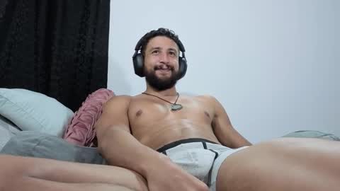 Snapshot of alferiel chatting on October 17, 2025, 3:20 am Alferiel online show from October 17, 2025, 3:20 am