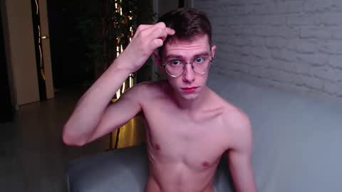 Alfie online show from October 21, 2025, 6:36 am