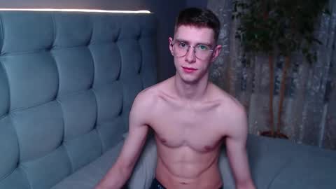 Snapshot of alfie_evanss chatting on December 20, 2025, 11:45 pm Alfie online show from December 20, 2025, 11:45 pm