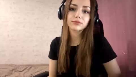 Alice online show from October 18, 2025, 8:37 am