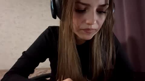 Alice online show from October 18, 2025, 10:32 pm