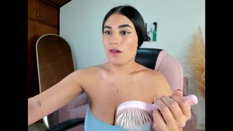 Snapshot of alheli_16 chatting on February 22, 2026, 12:26 pm Alheli online show from February 22, 2026, 12:26 pm