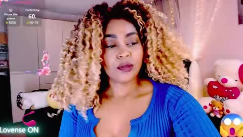 Snapshot of aliana_ross chatting on March 12, 2025, 3:24 am aliana_ross online show from March 12, 2025, 3:24 am