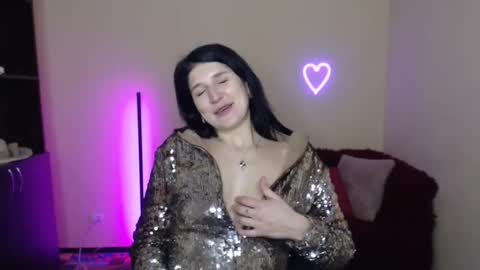 Snapshot of alianna_solo_kiss chatting on February 19, 2025, 3:49 pm Alianna online show from February 19, 2025, 3:49 pm