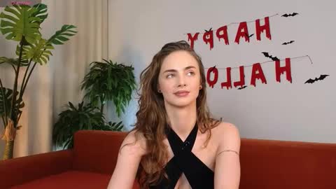 Snapshot of alicat_ chatting on October 26, 2025, 3:01 am Alicia online show from October 26, 2025, 3:01 am